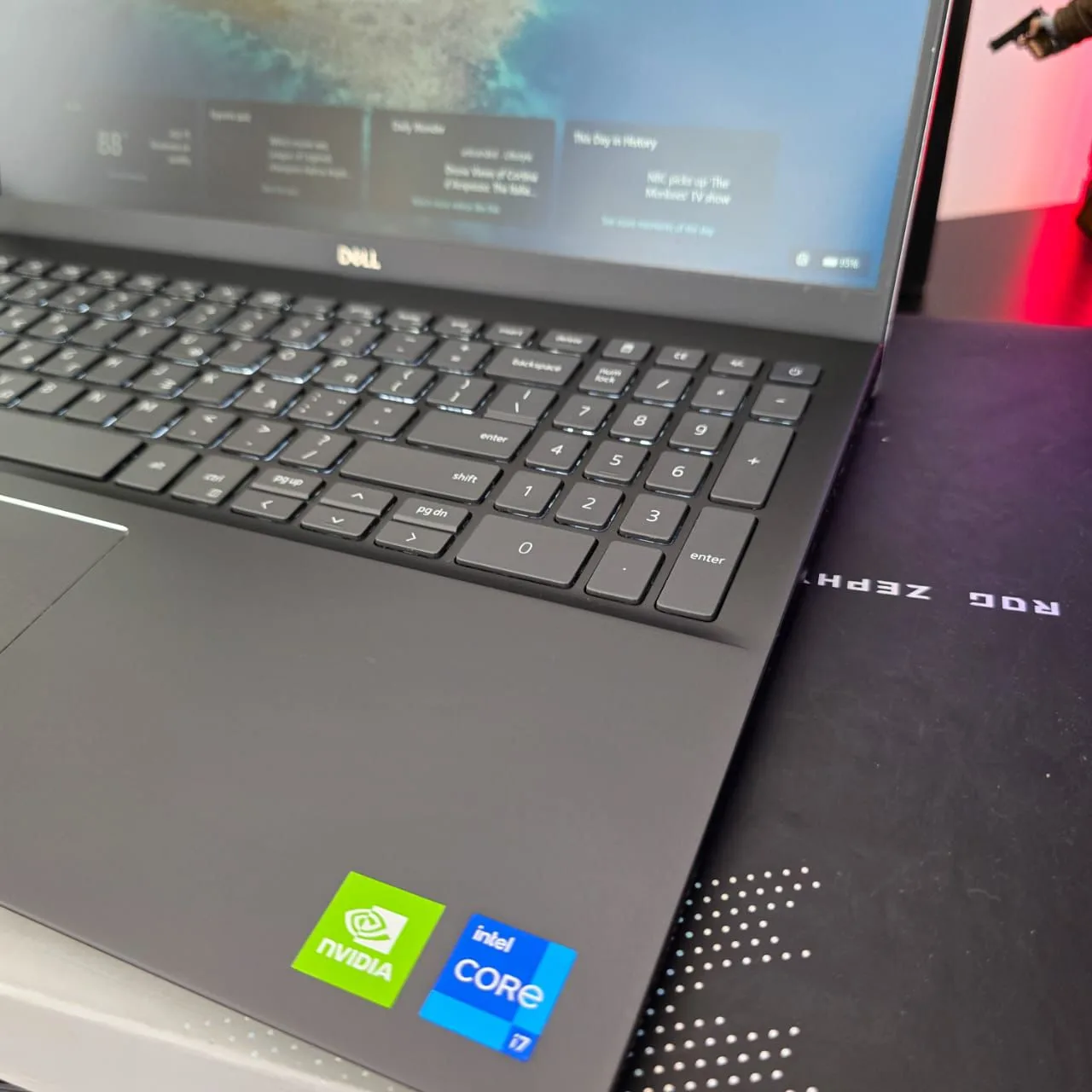DELL VOSTRO 5502 GAMING 4