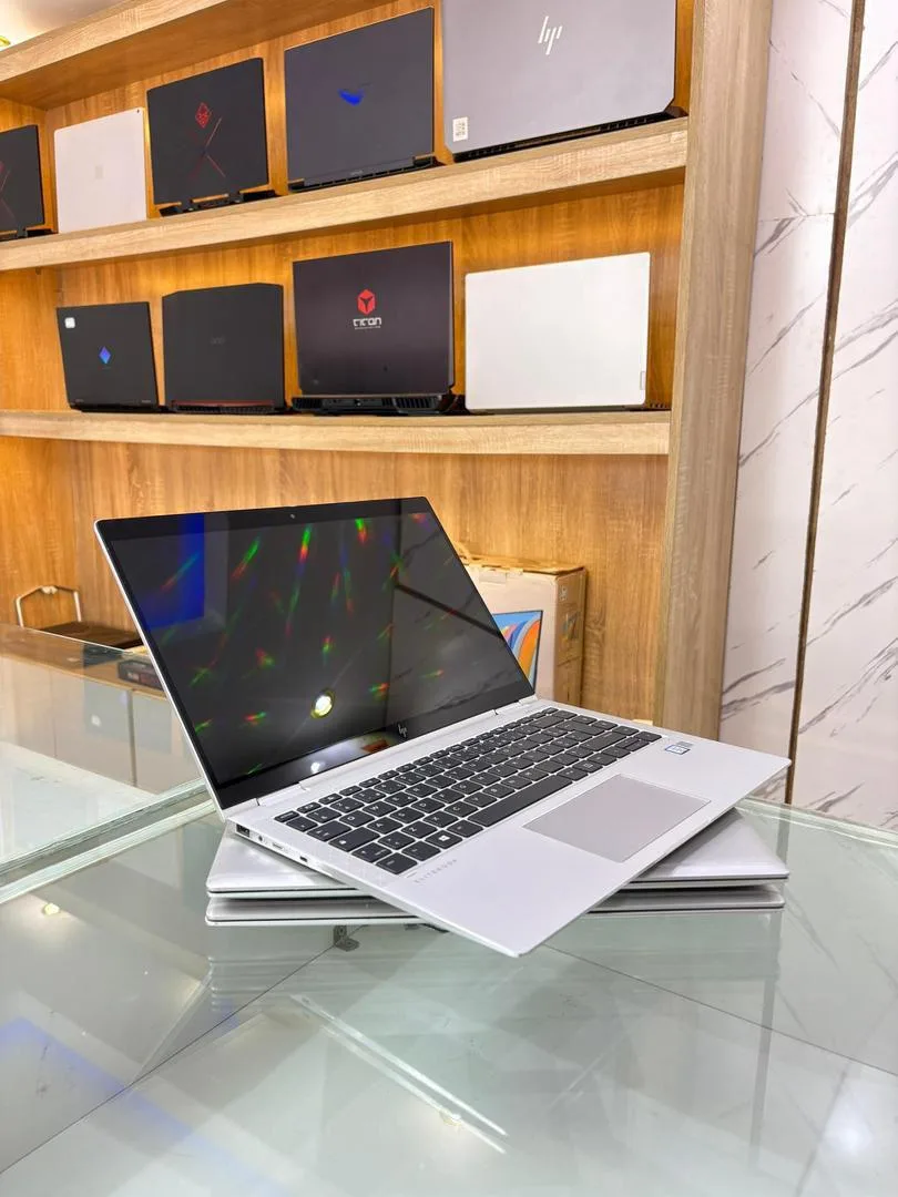 HP ELITEBOOK X360 830 G6