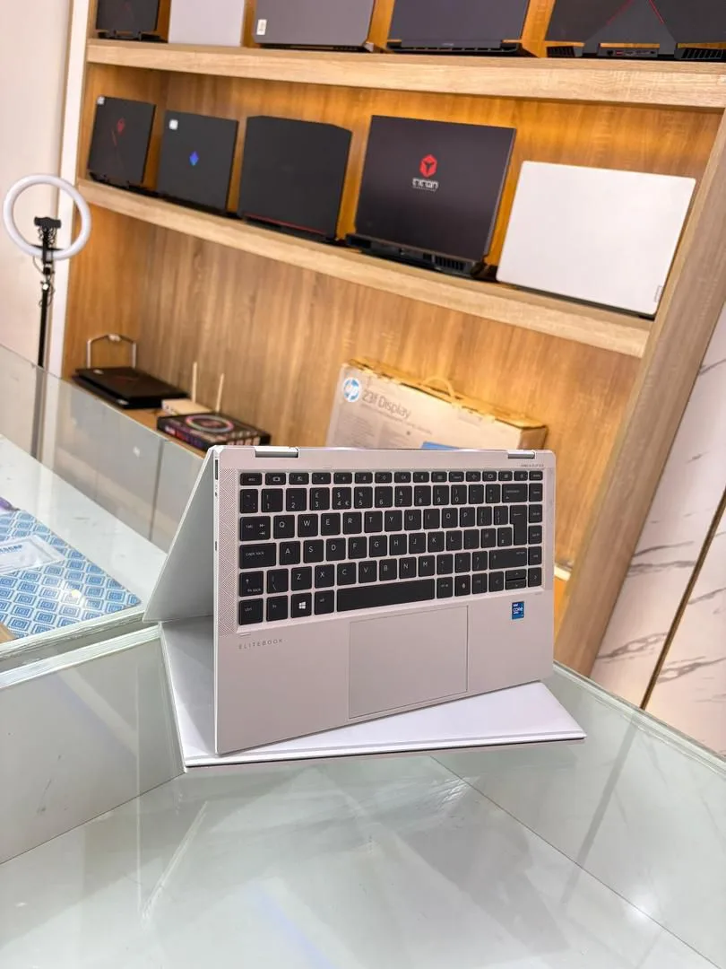 Hp EliteBook x360 1040 G8 1