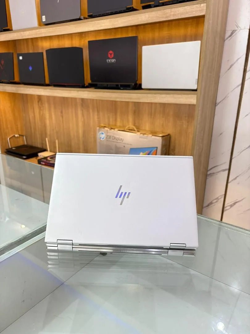 Hp EliteBook x360 1040 G8 4